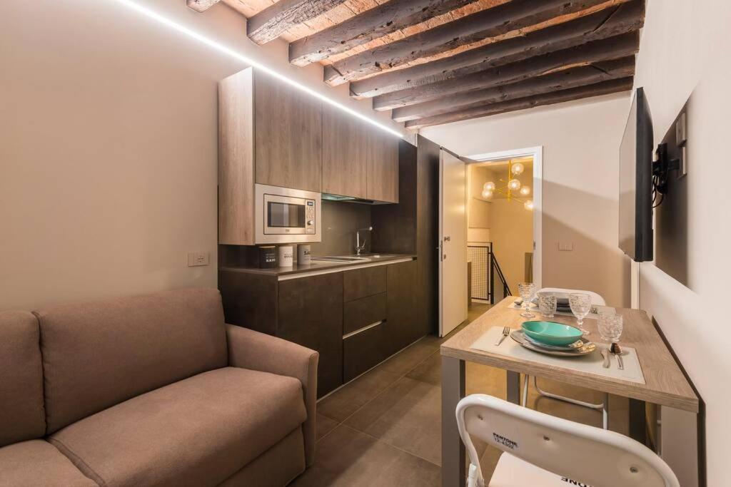 Ferienwohnung TORRE 13 - Wiligelmo Modena Exterior foto